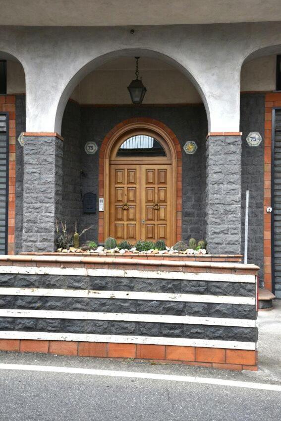 Casa Zu' Saru Villa Giarre Eksteriør bilde